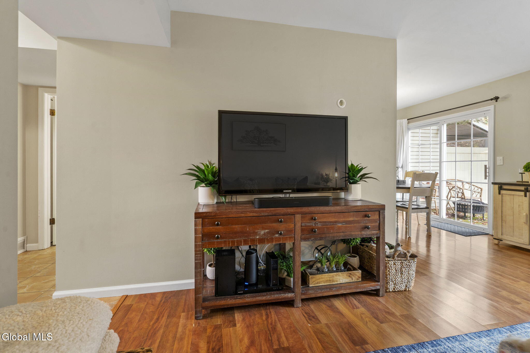 3016 Fern Court Schenectady NY 12303