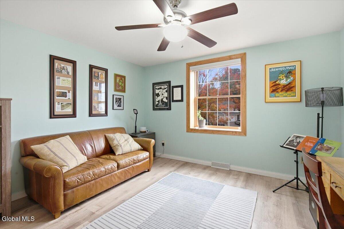 83 Woodside Drive Albany NY 12208