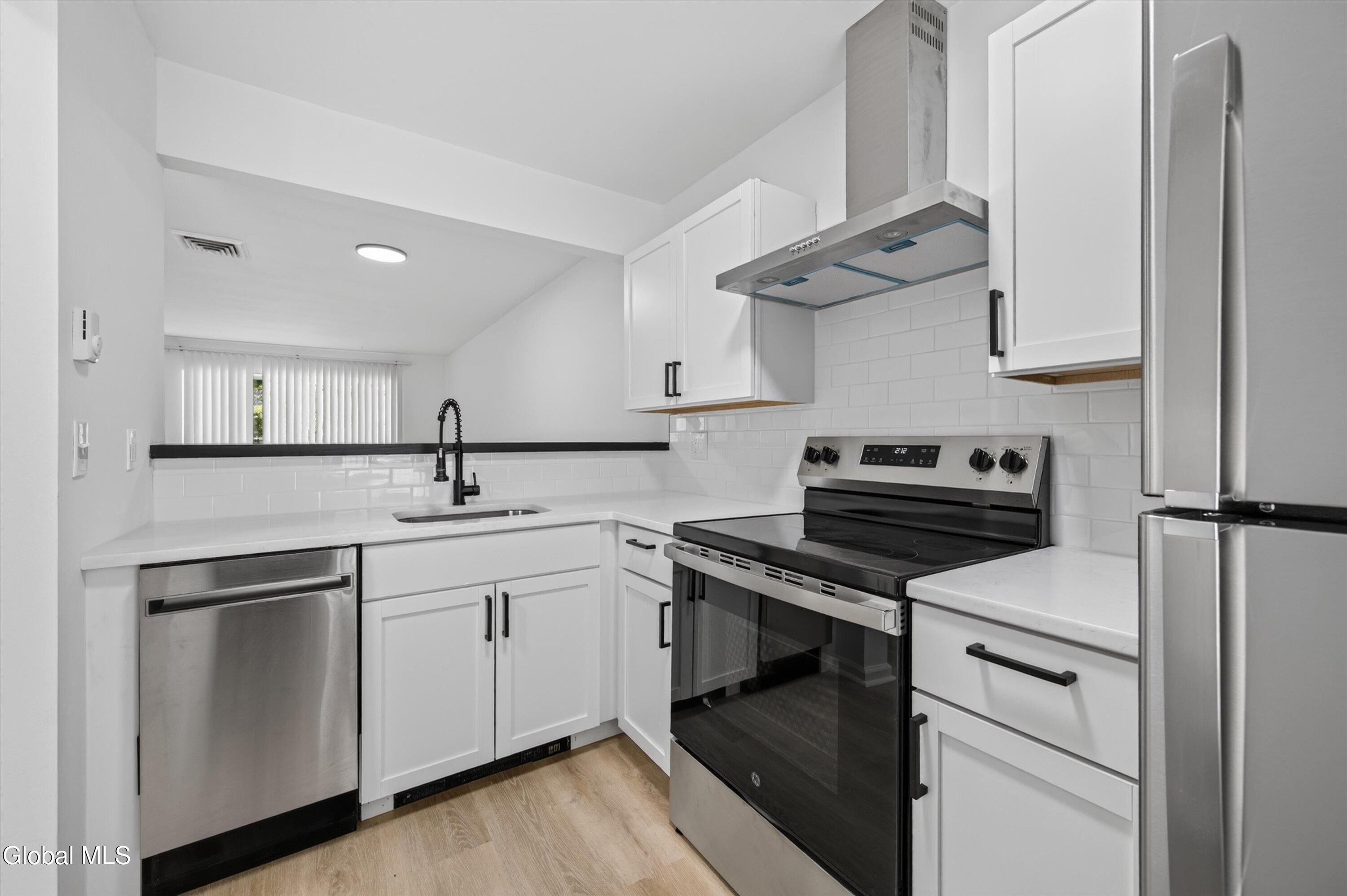 1005 Rockport Court East Greenbush NY 12061