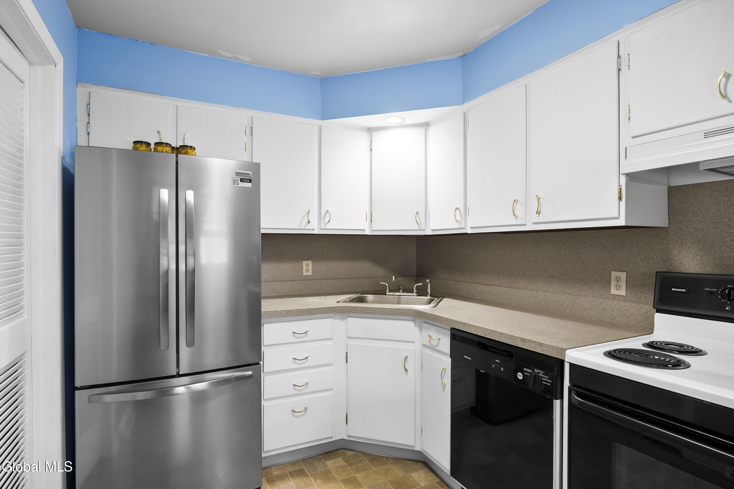 568 Delaware Avenue Delmar NY 12054