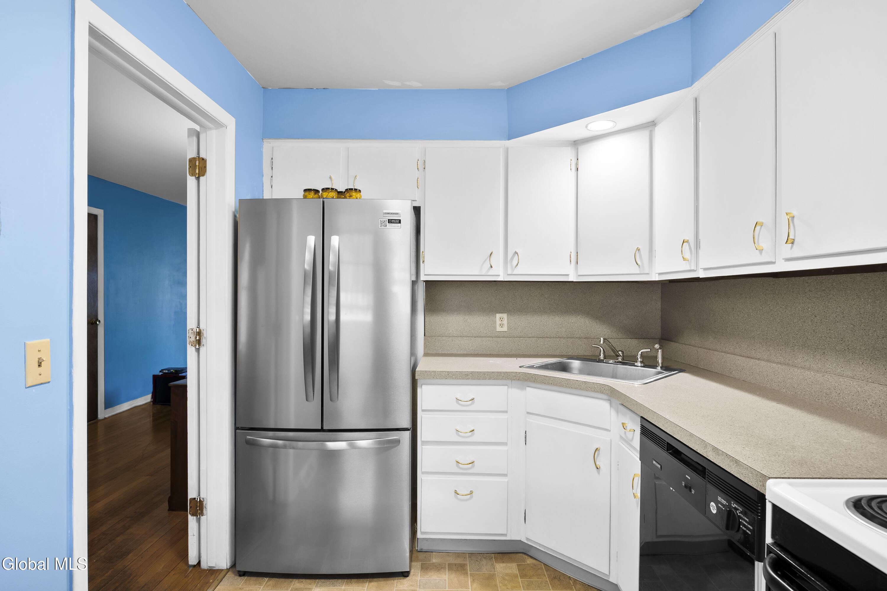 568 Delaware Avenue Delmar NY 12054