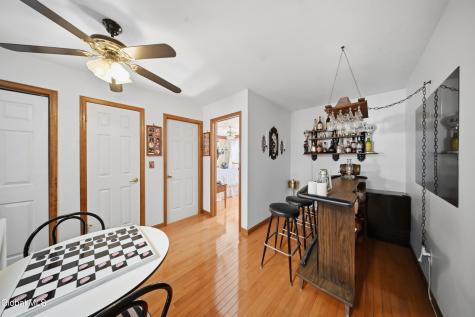 11 Bridgewood Lane Watervliet NY 12189