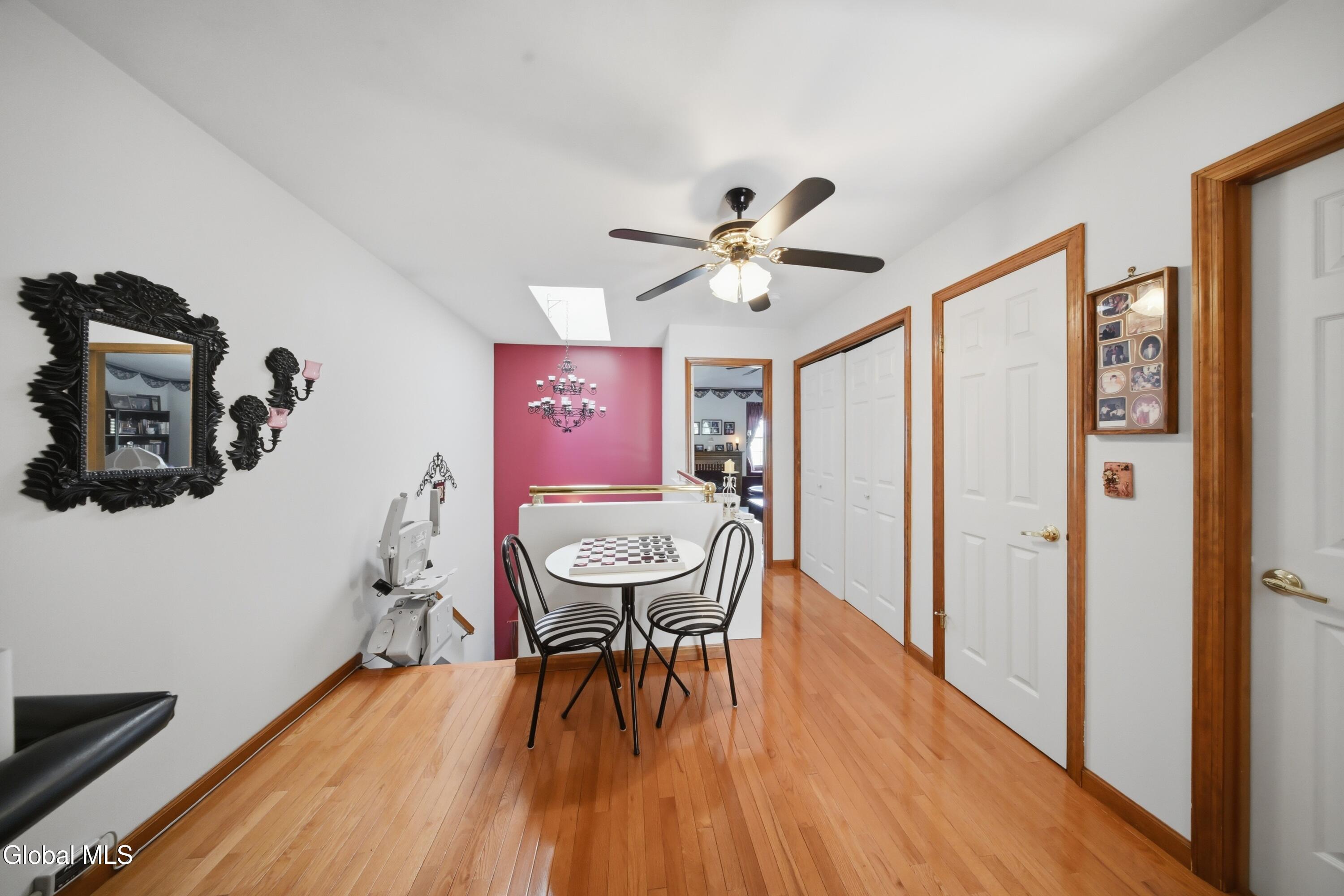 11 Bridgewood Lane Watervliet NY 12189