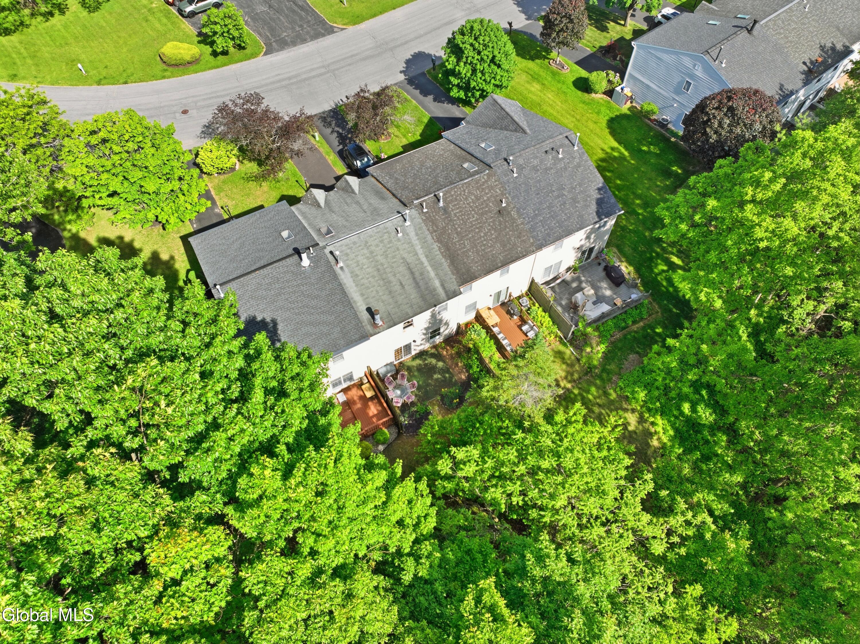 11 Bridgewood Lane Watervliet NY 12189