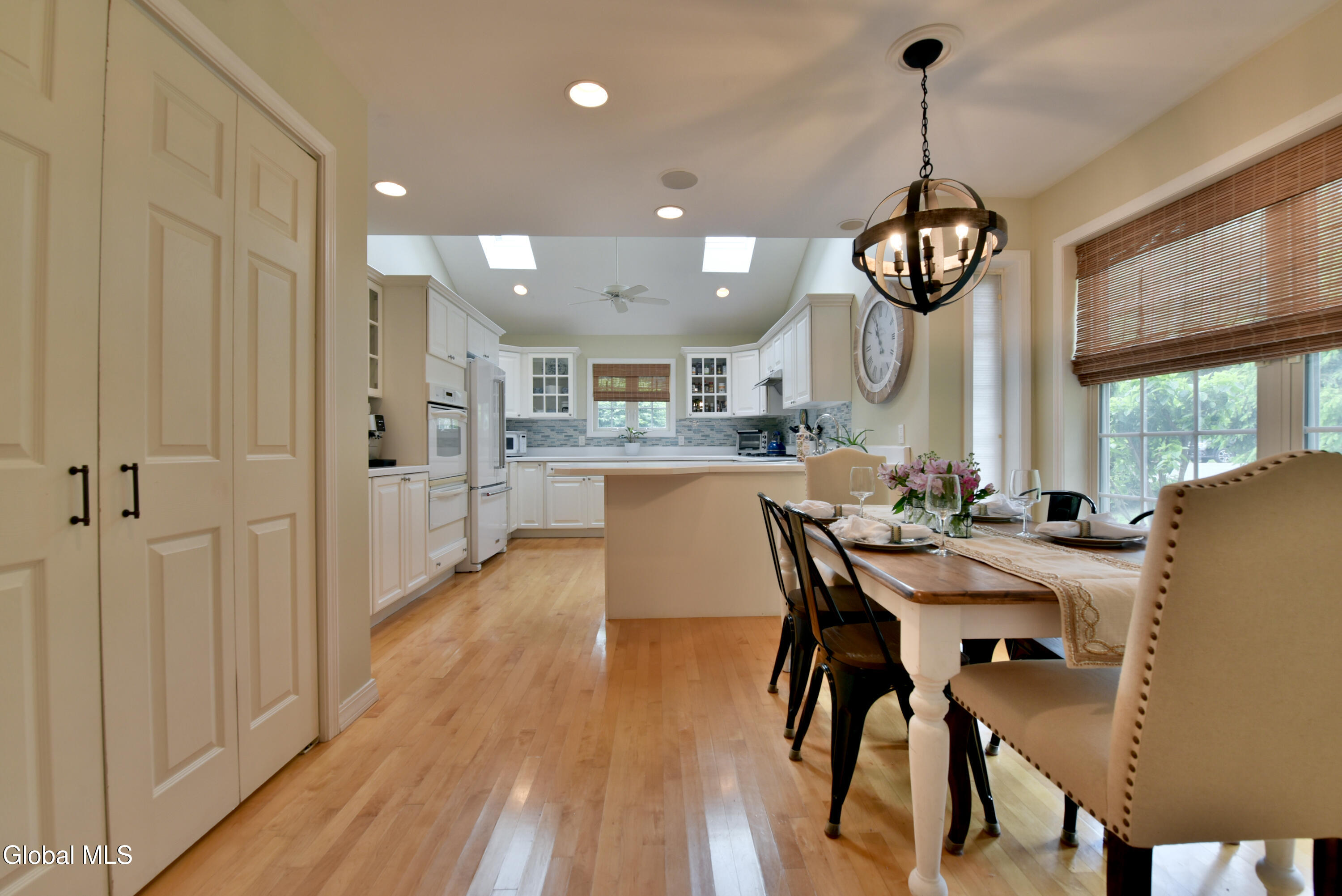 12 Tracey Court Troy NY 12180