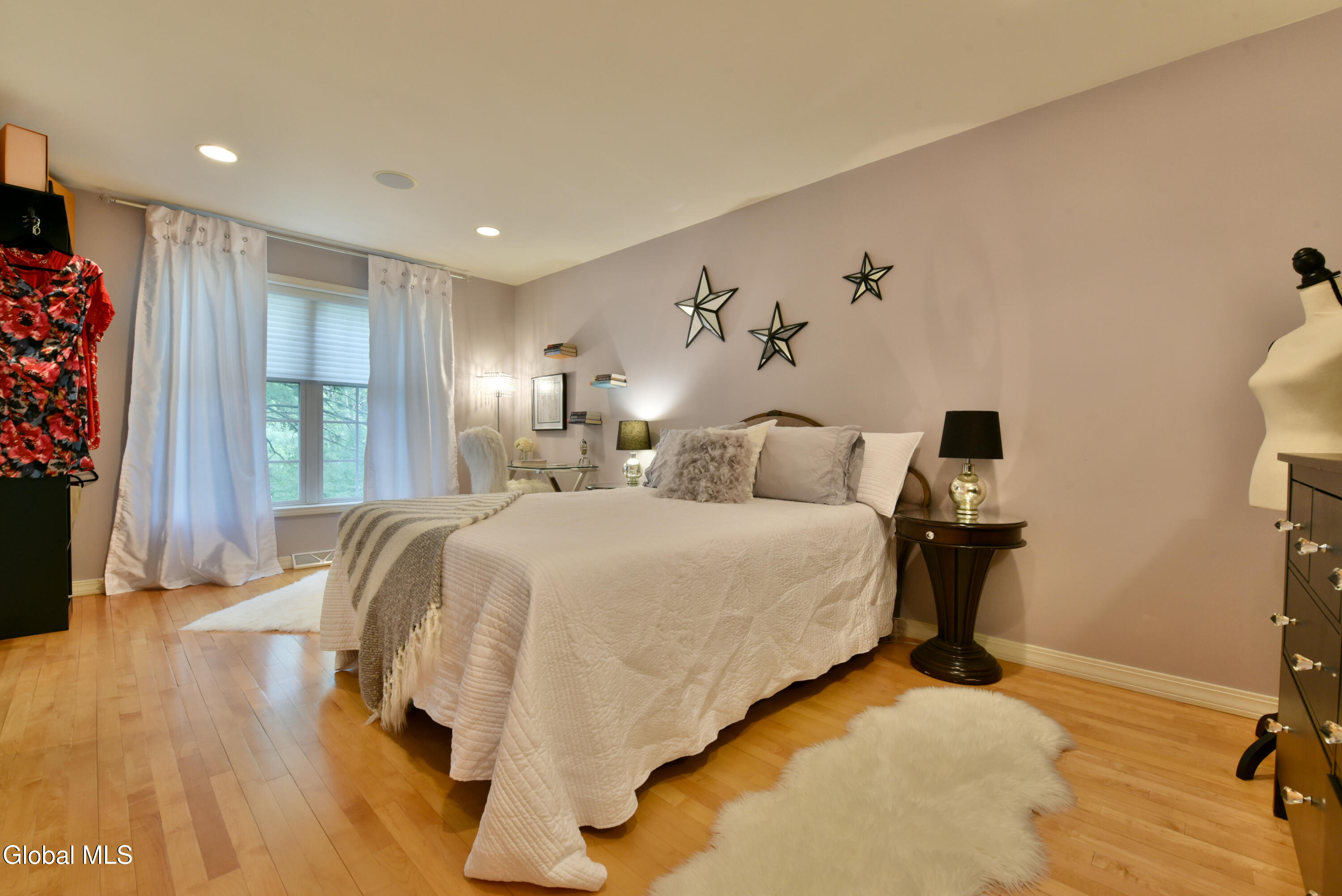 12 Tracey Court Troy NY 12180