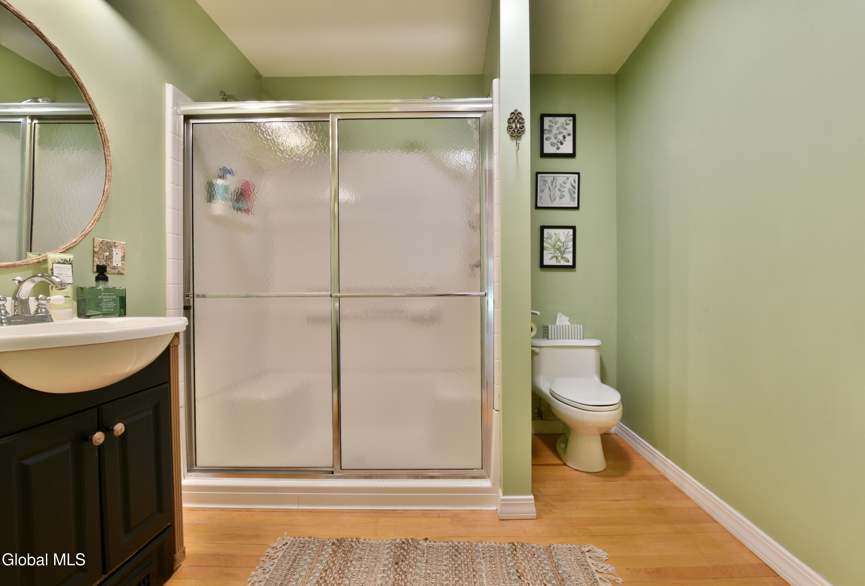 12 Tracey Court Troy NY 12180