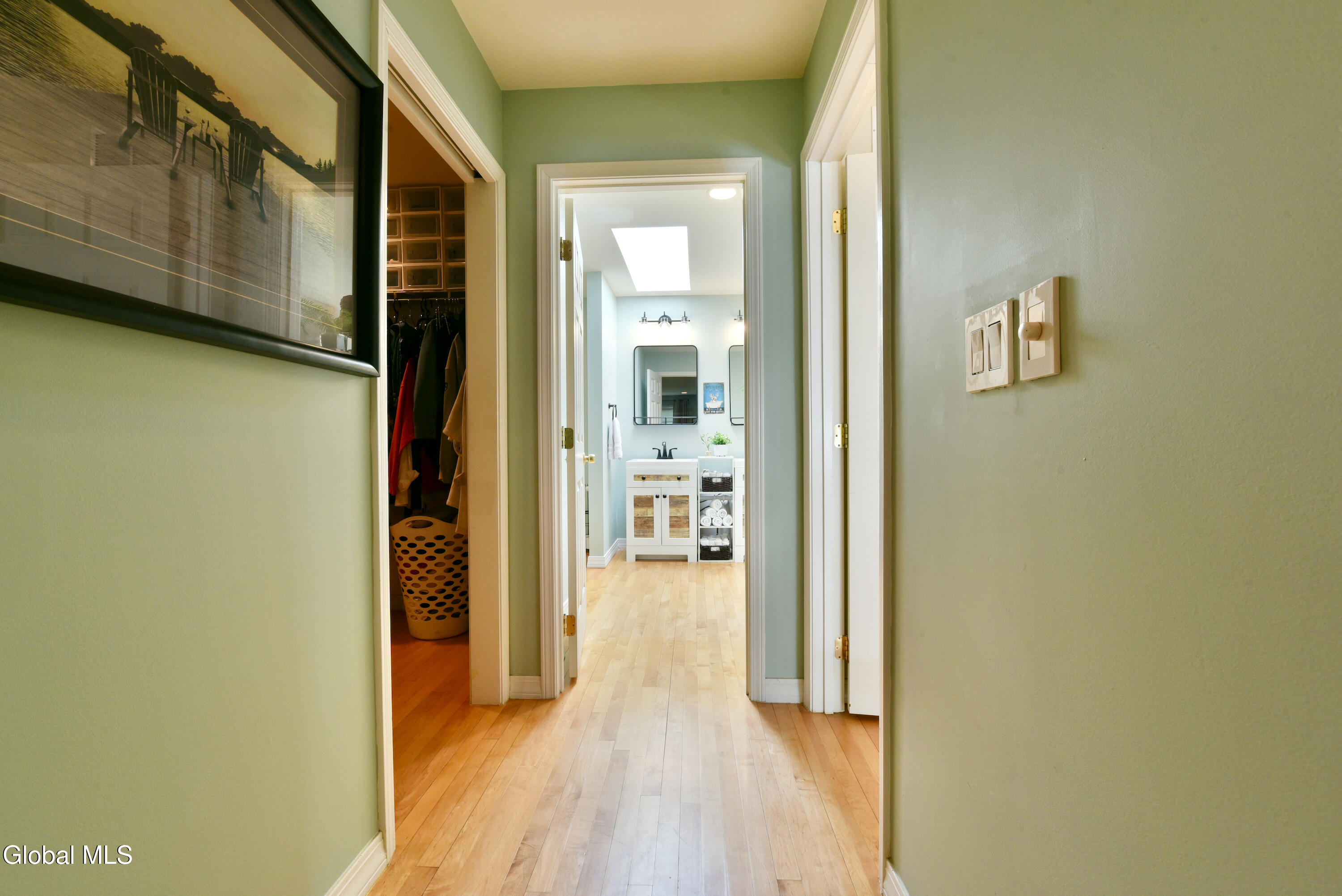 12 Tracey Court Troy NY 12180