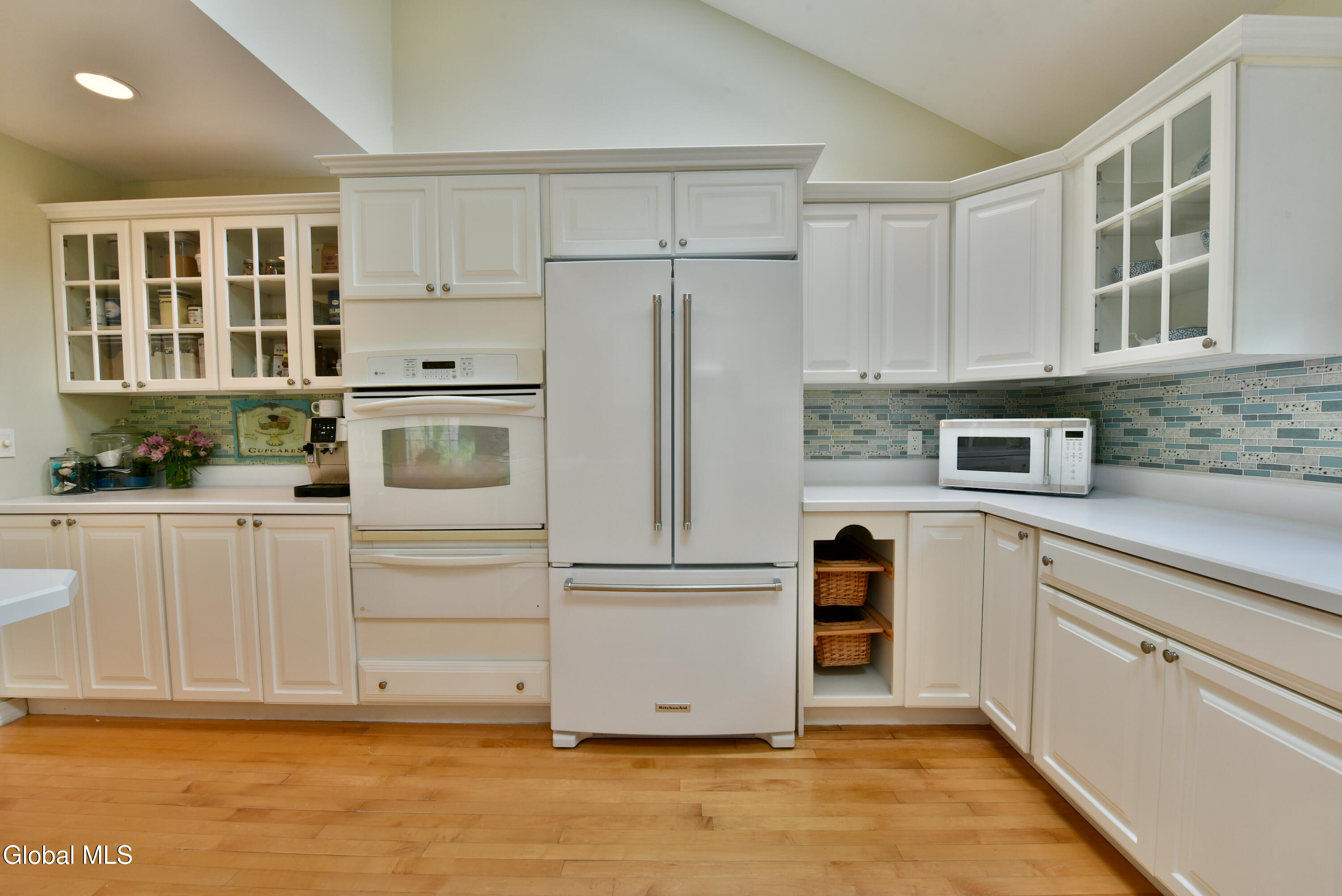 12 Tracey Court Troy NY 12180
