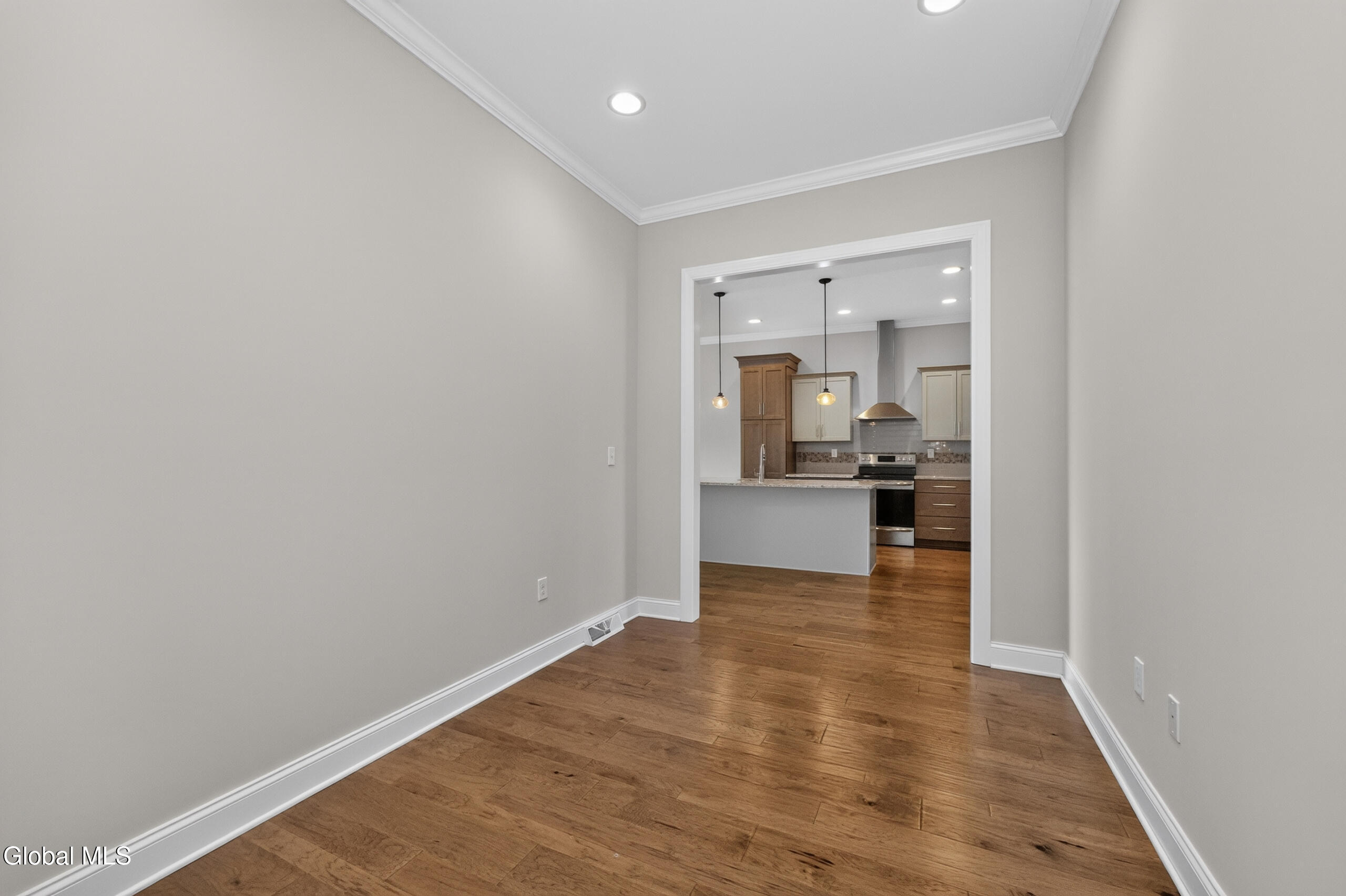 86 Cambridge Way Latham NY 12110