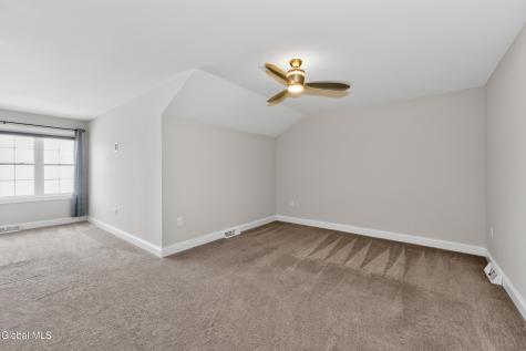 86 Cambridge Way Latham NY 12110