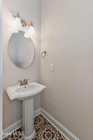 86 Cambridge Way Latham NY 12110