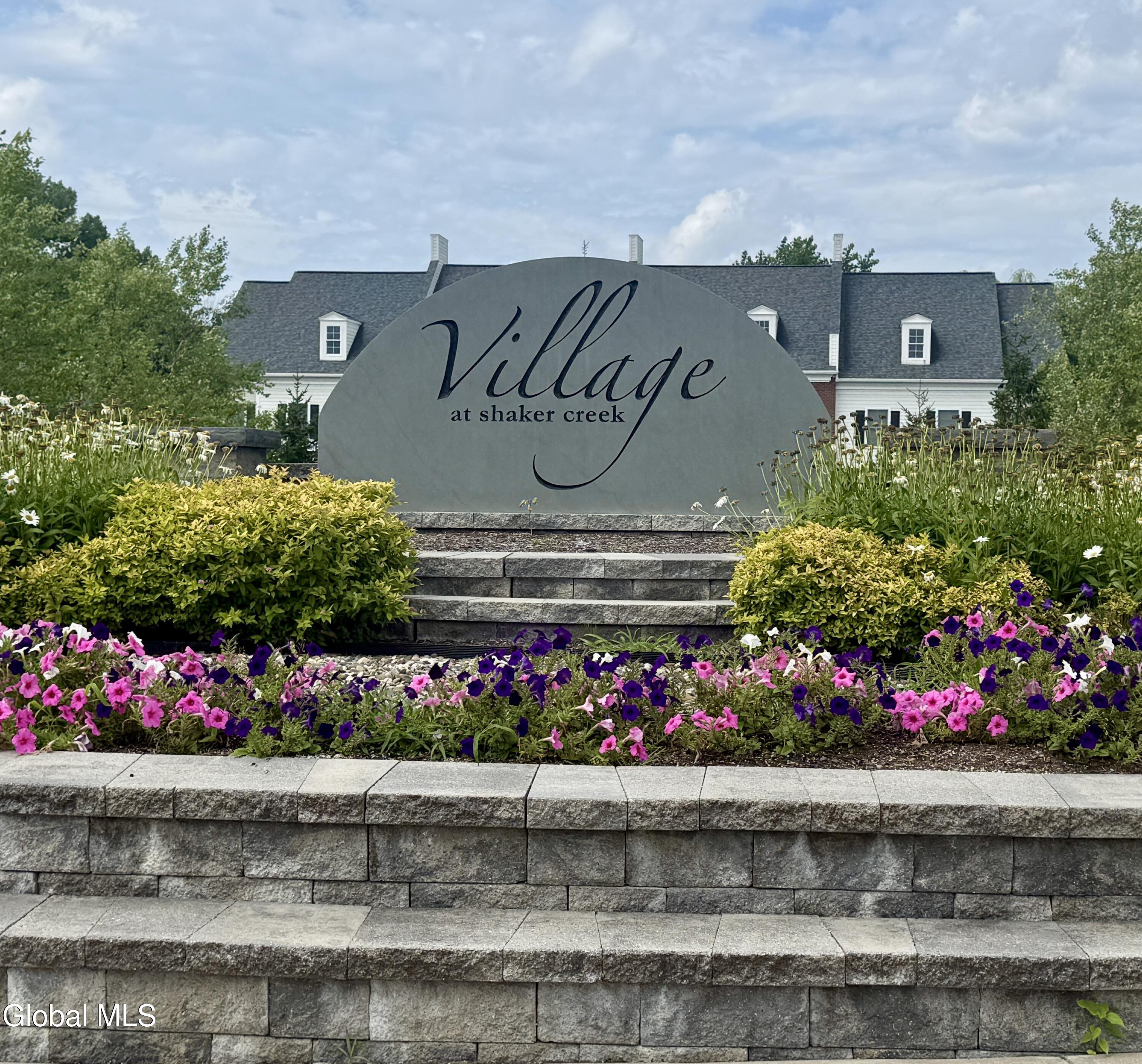 86 Cambridge Way Latham NY 12110