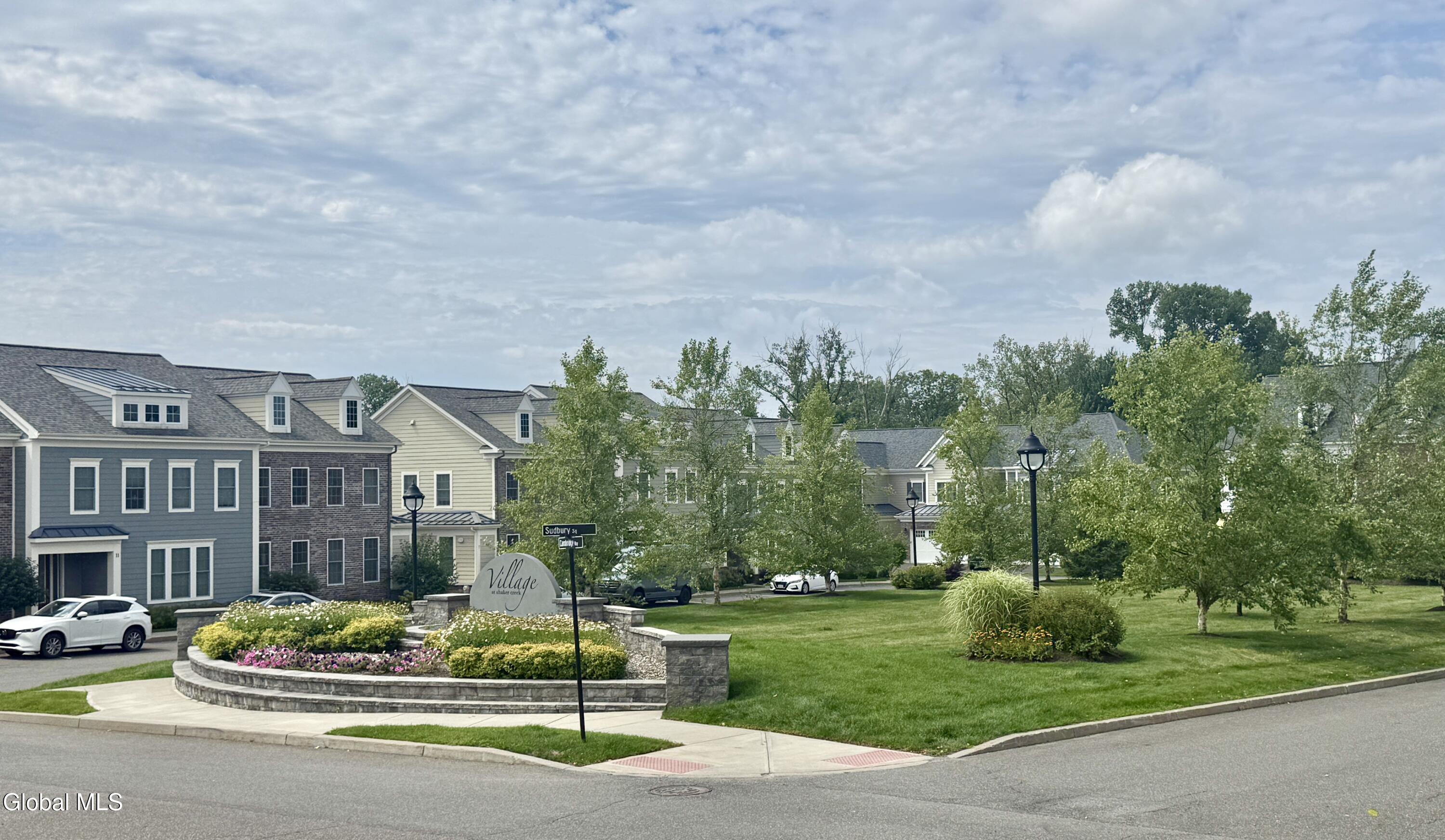 86 Cambridge Way Latham NY 12110