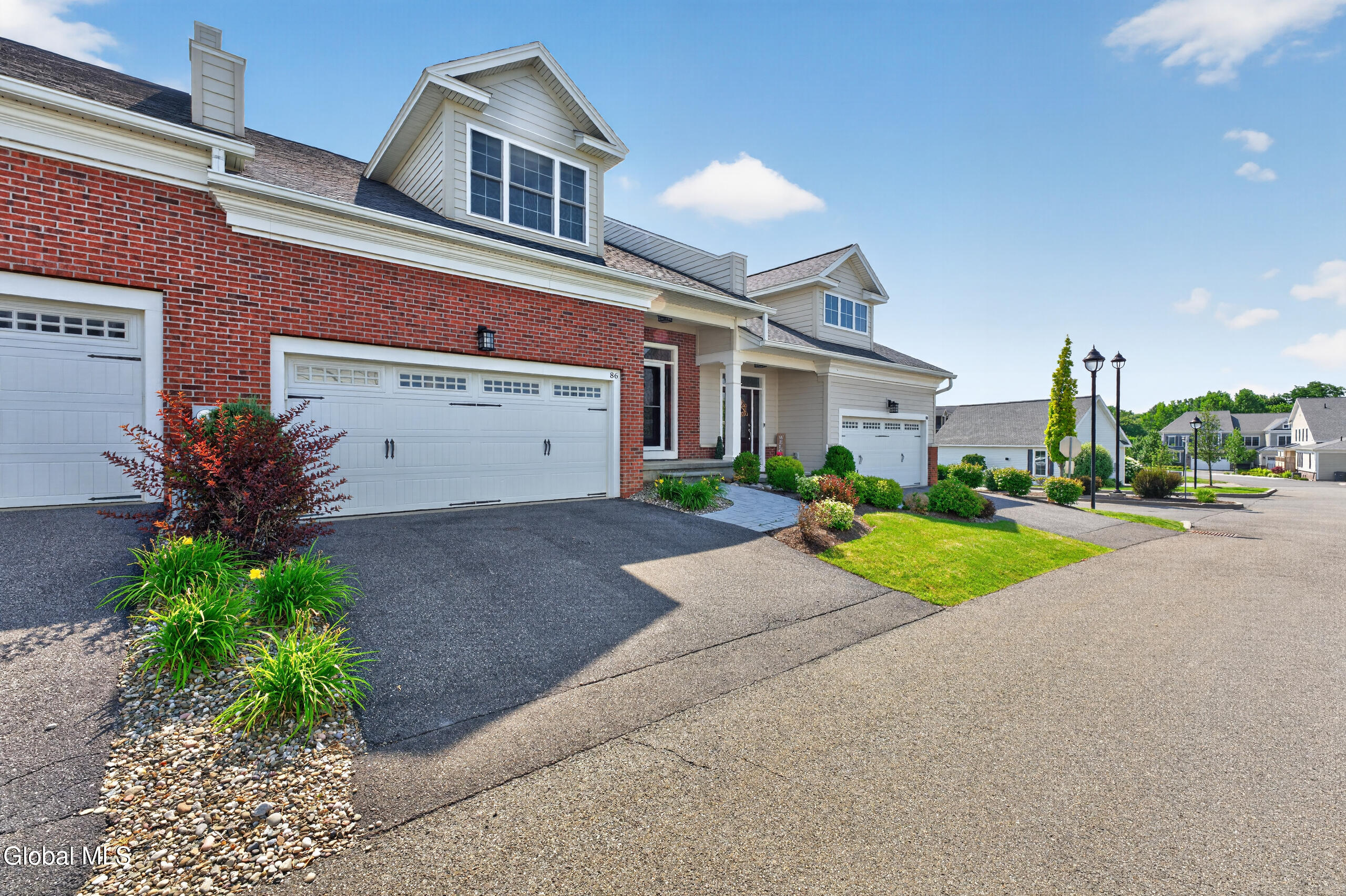 86 Cambridge Way Latham NY 12110