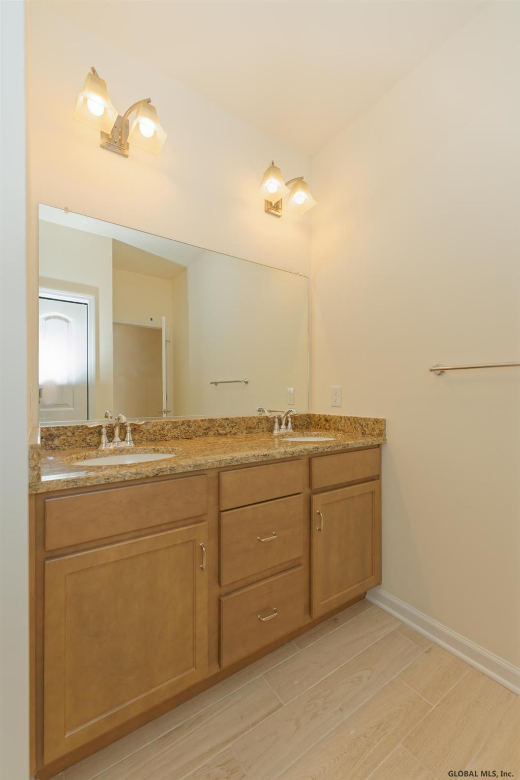 1002 Kristina Loop Troy NY 12180
