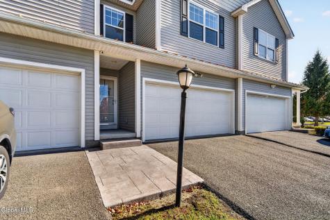 4 Amalia Lane Rensselaer NY 12144