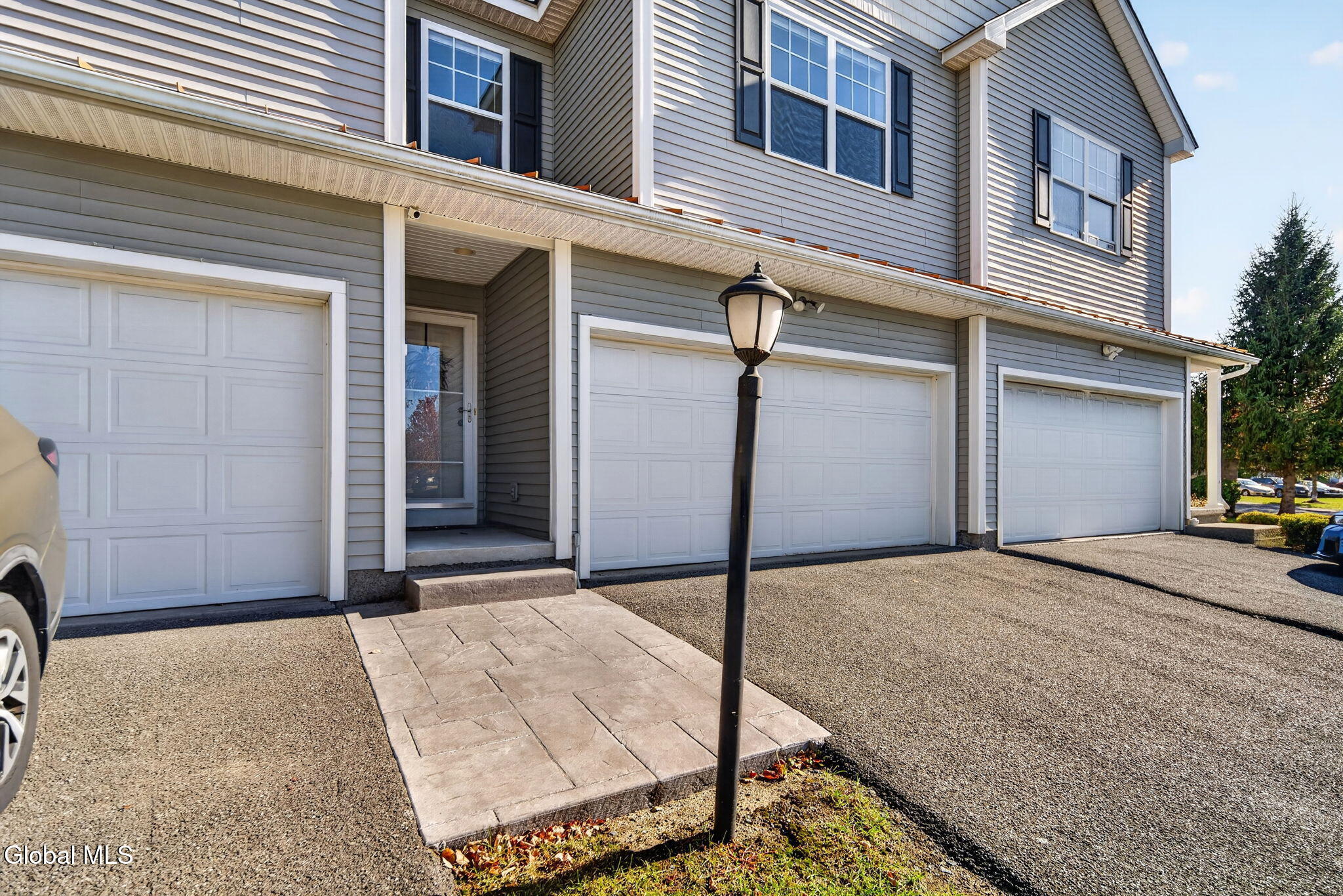 4 Amalia Lane Rensselaer NY 12144