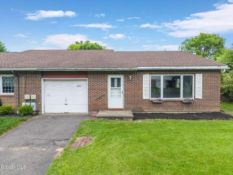 15 Olympian Drive Slingerlands NY 12159