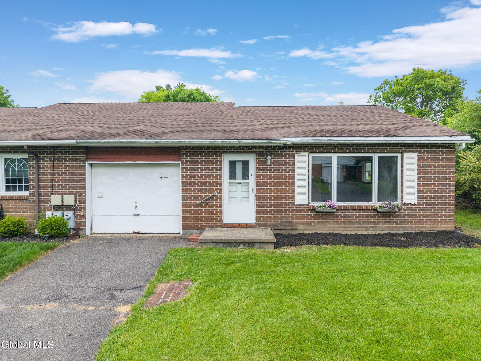 15 Olympian Drive Slingerlands NY 12159