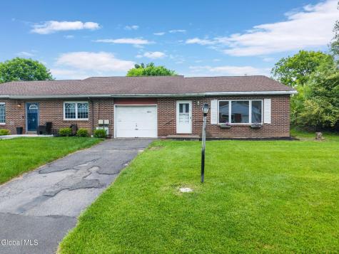 15 Olympian Drive Slingerlands NY 12159