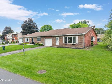 15 Olympian Drive Slingerlands NY 12159