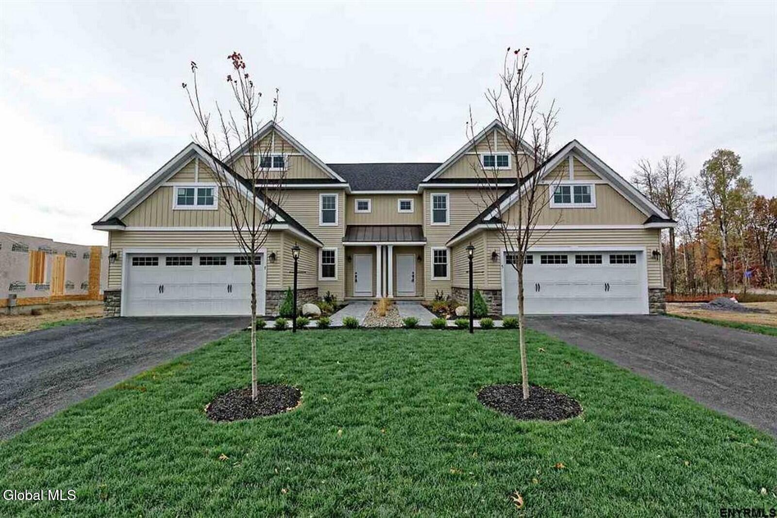 15 Boggs Street Mechanicville NY 12118