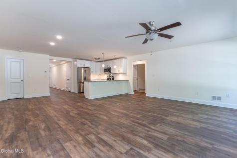 10 Hawthorne Place Glenville NY 12302