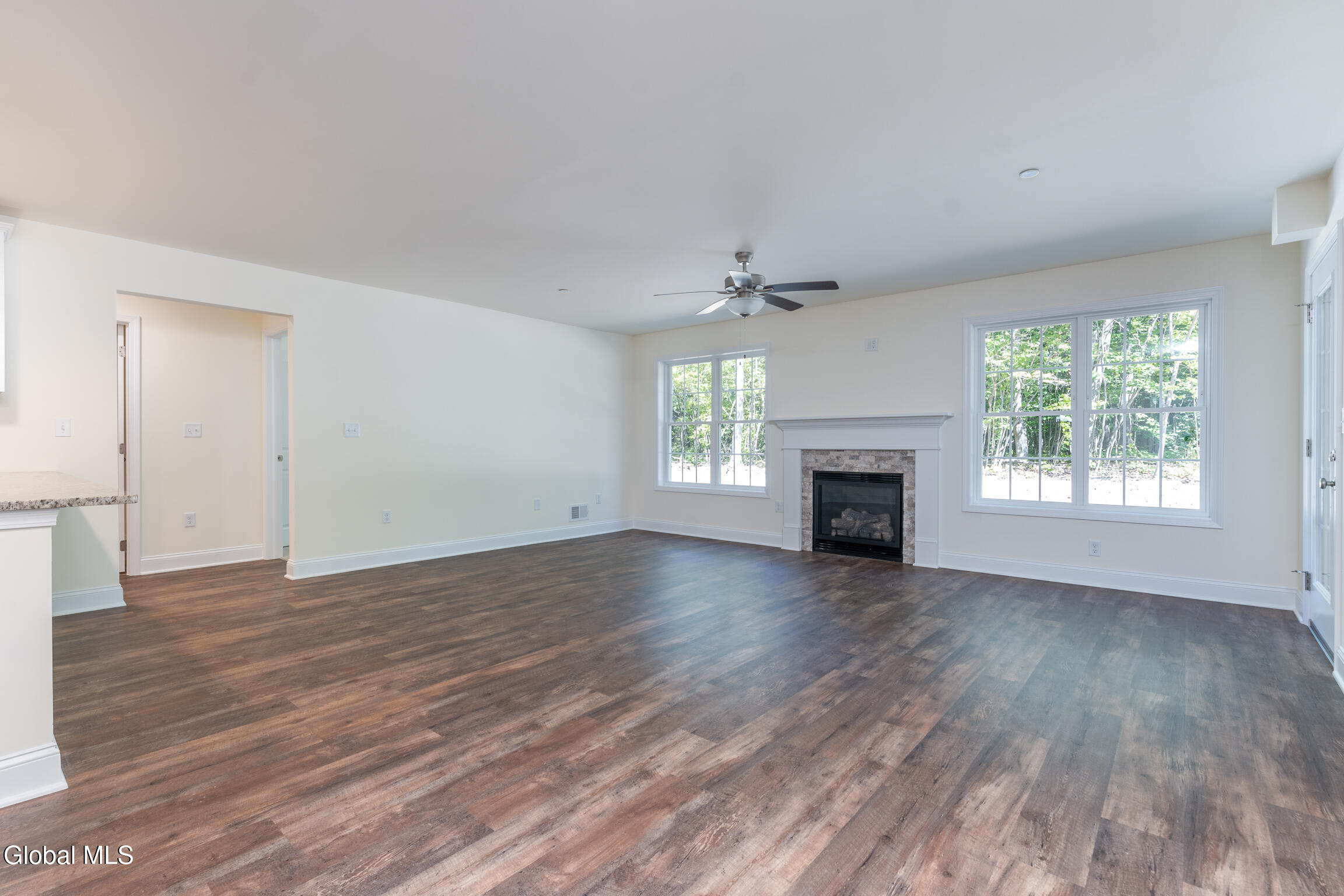 10 Hawthorne Place Glenville NY 12302