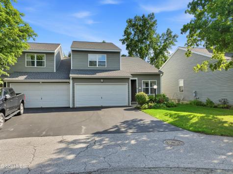 152 Harvard Road Watervliet NY 12189