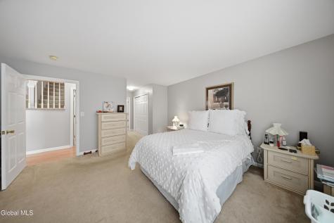 152 Harvard Road Watervliet NY 12189