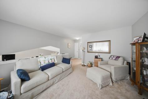 152 Harvard Road Watervliet NY 12189