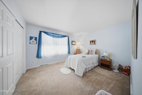 152 Harvard Road Watervliet NY 12189