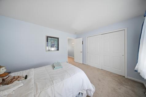 152 Harvard Road Watervliet NY 12189