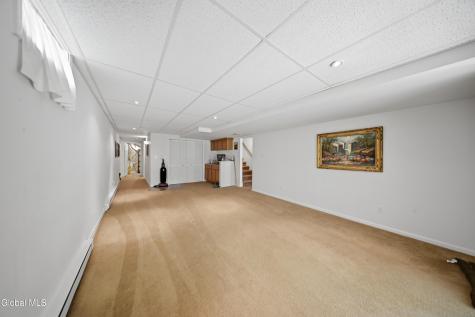 152 Harvard Road Watervliet NY 12189