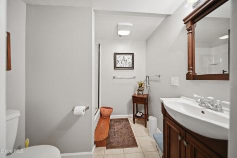 152 Harvard Road Watervliet NY 12189