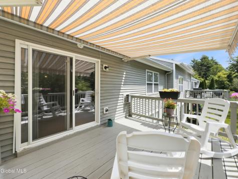 152 Harvard Road Watervliet NY 12189