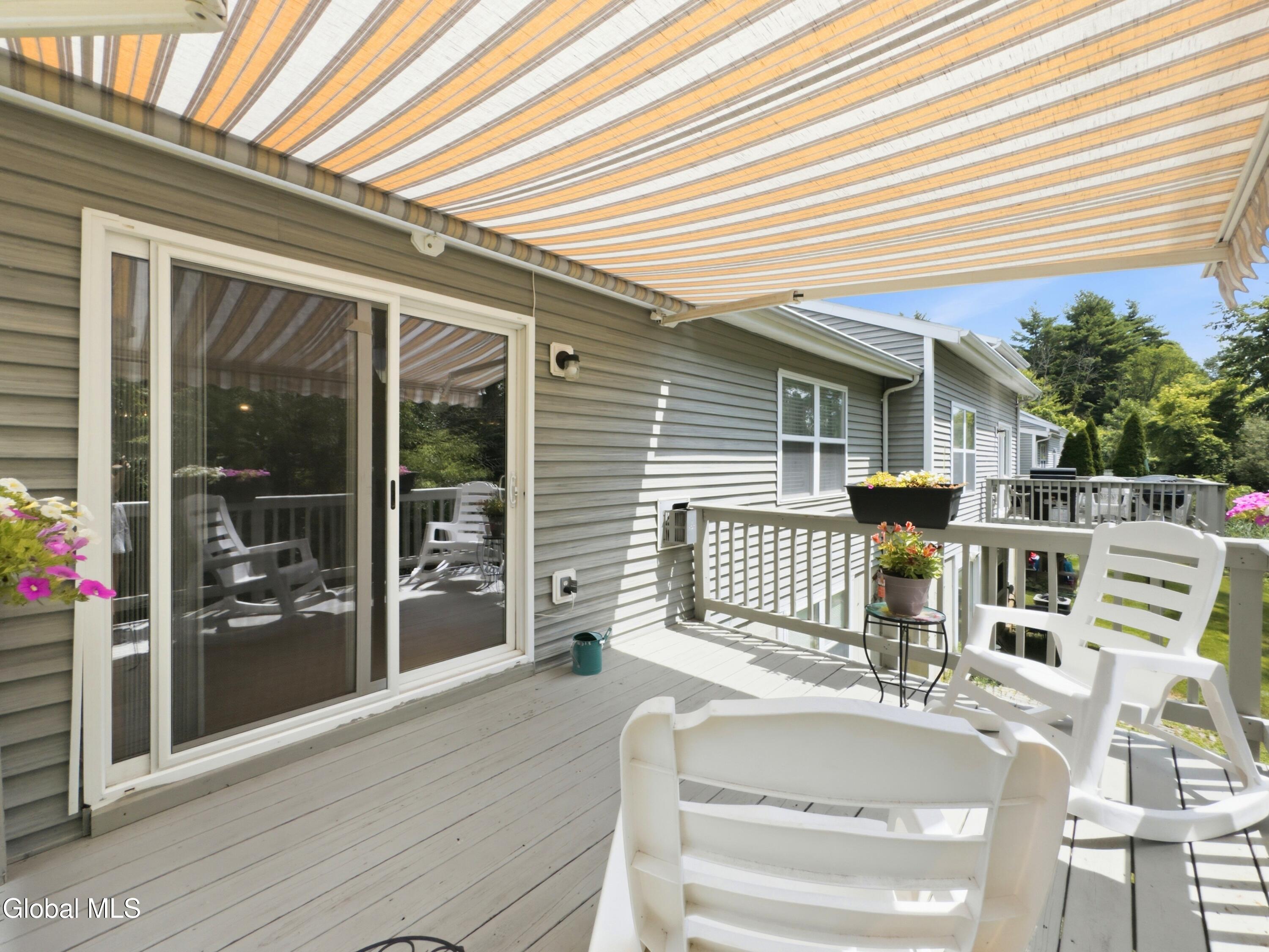 152 Harvard Road Watervliet NY 12189