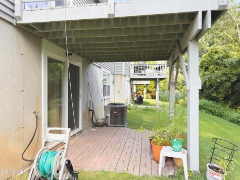 152 Harvard Road Watervliet NY 12189