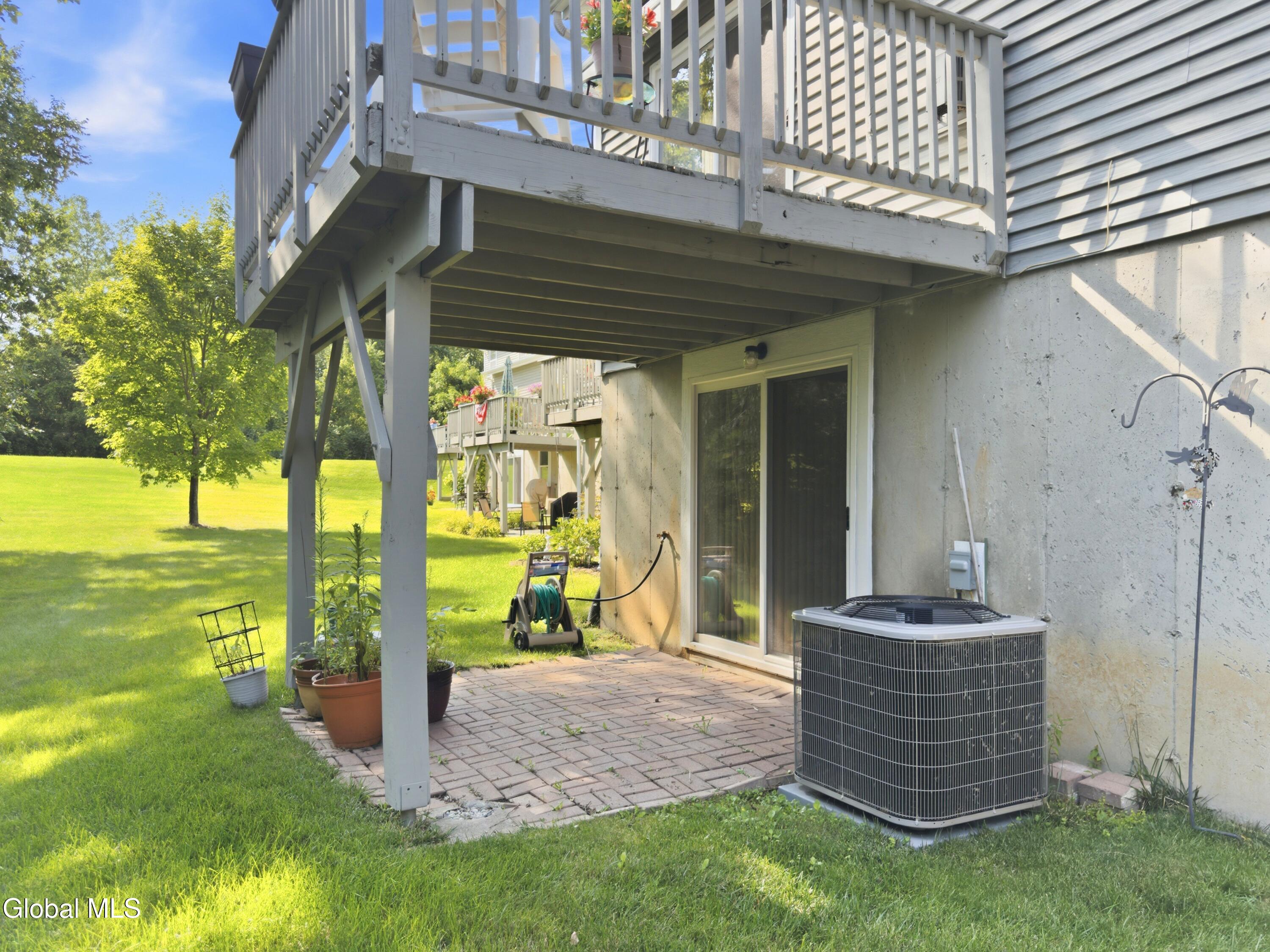 152 Harvard Road Watervliet NY 12189