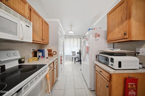 152 Harvard Road Watervliet NY 12189