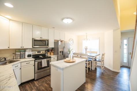 70B Fellows Road Clifton Park NY 12065
