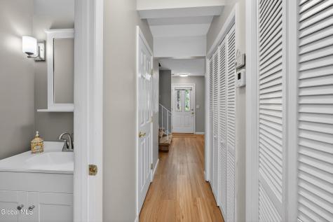 149 Hague Boulevard Glenmont NY 12077