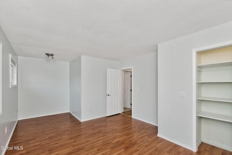 149 Hague Boulevard Glenmont NY 12077