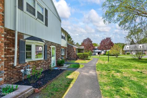 149 Hague Boulevard Glenmont NY 12077