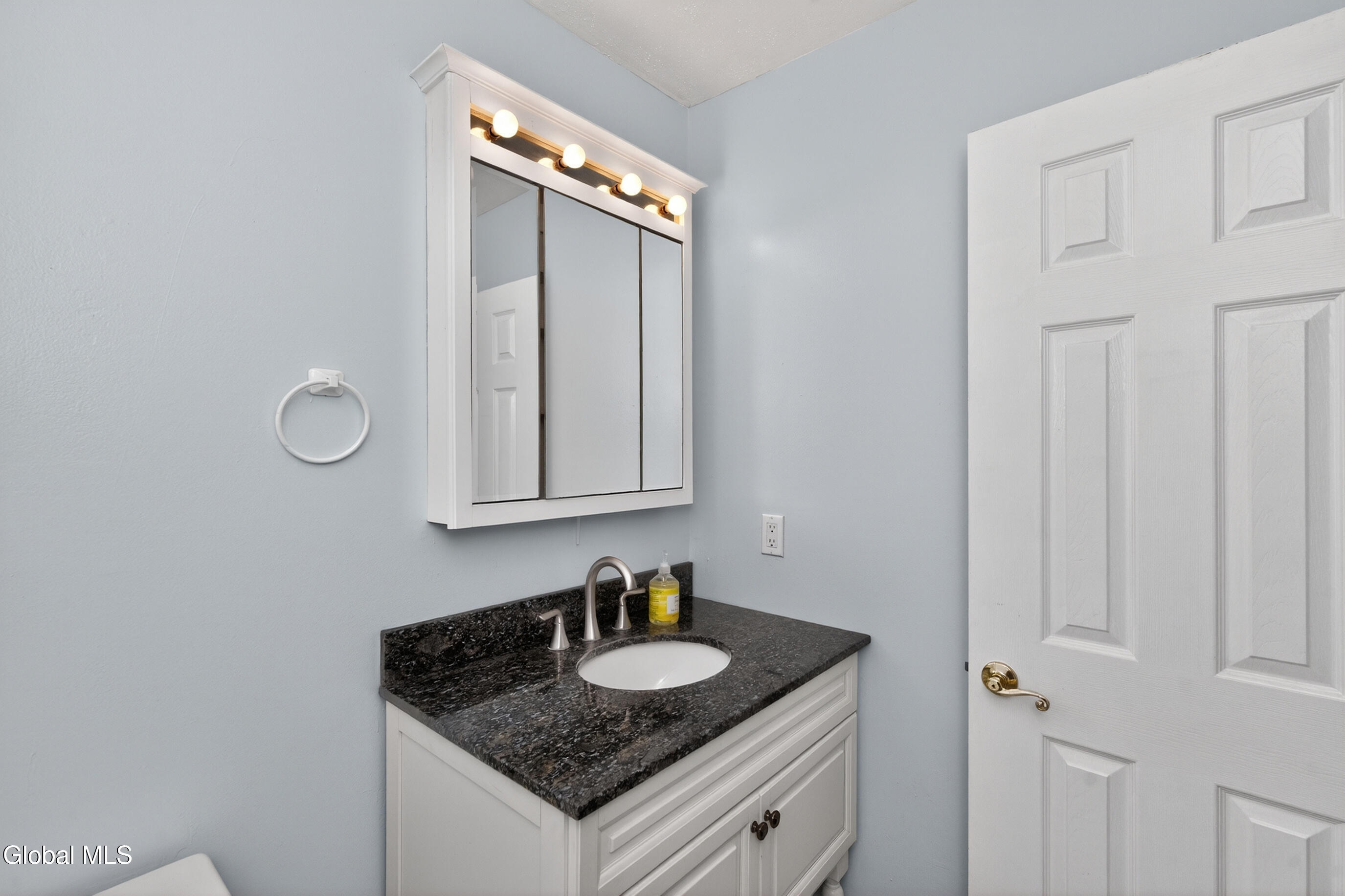 149 Hague Boulevard Glenmont NY 12077