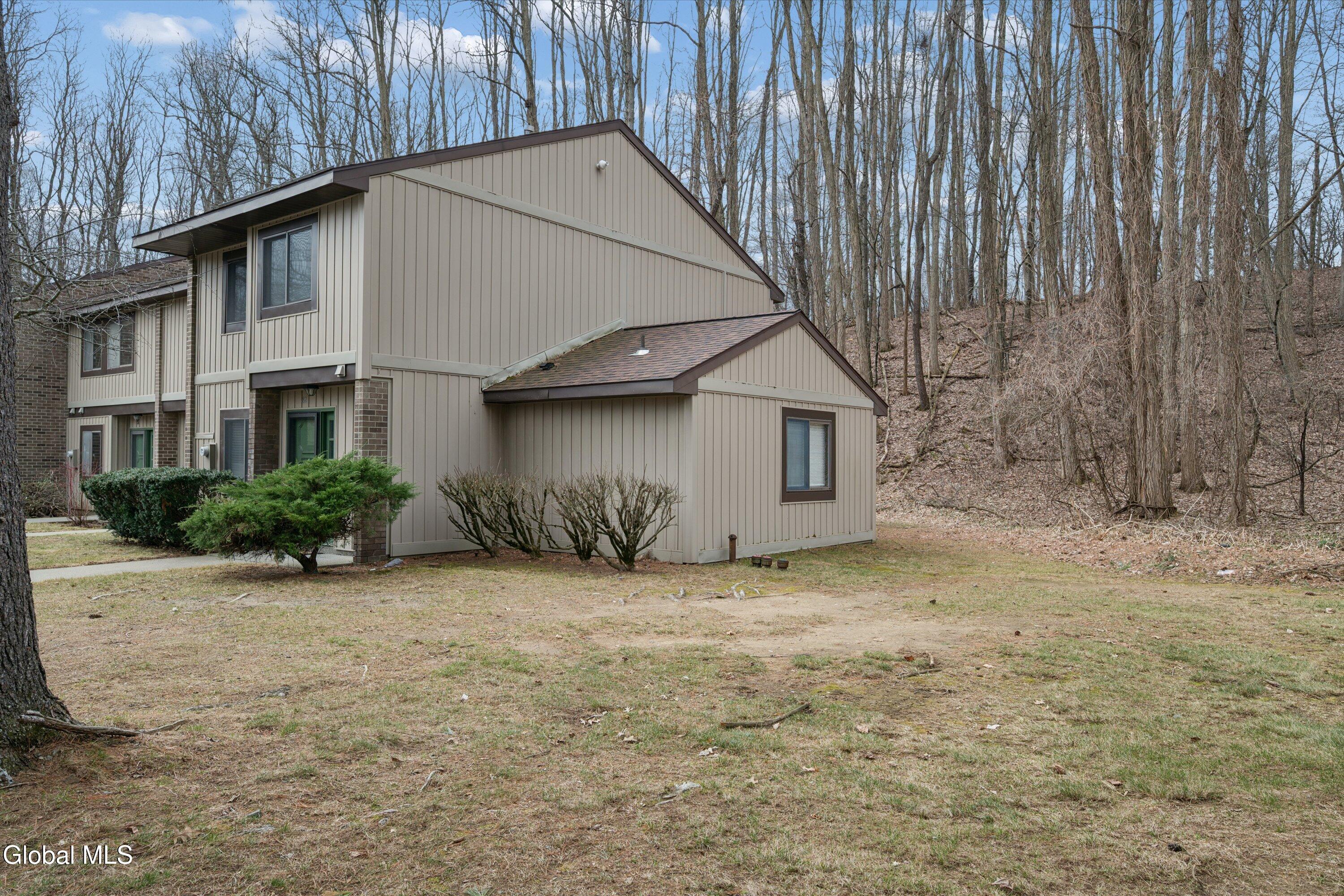 82 Crestwood Terrace Albany NY 12203