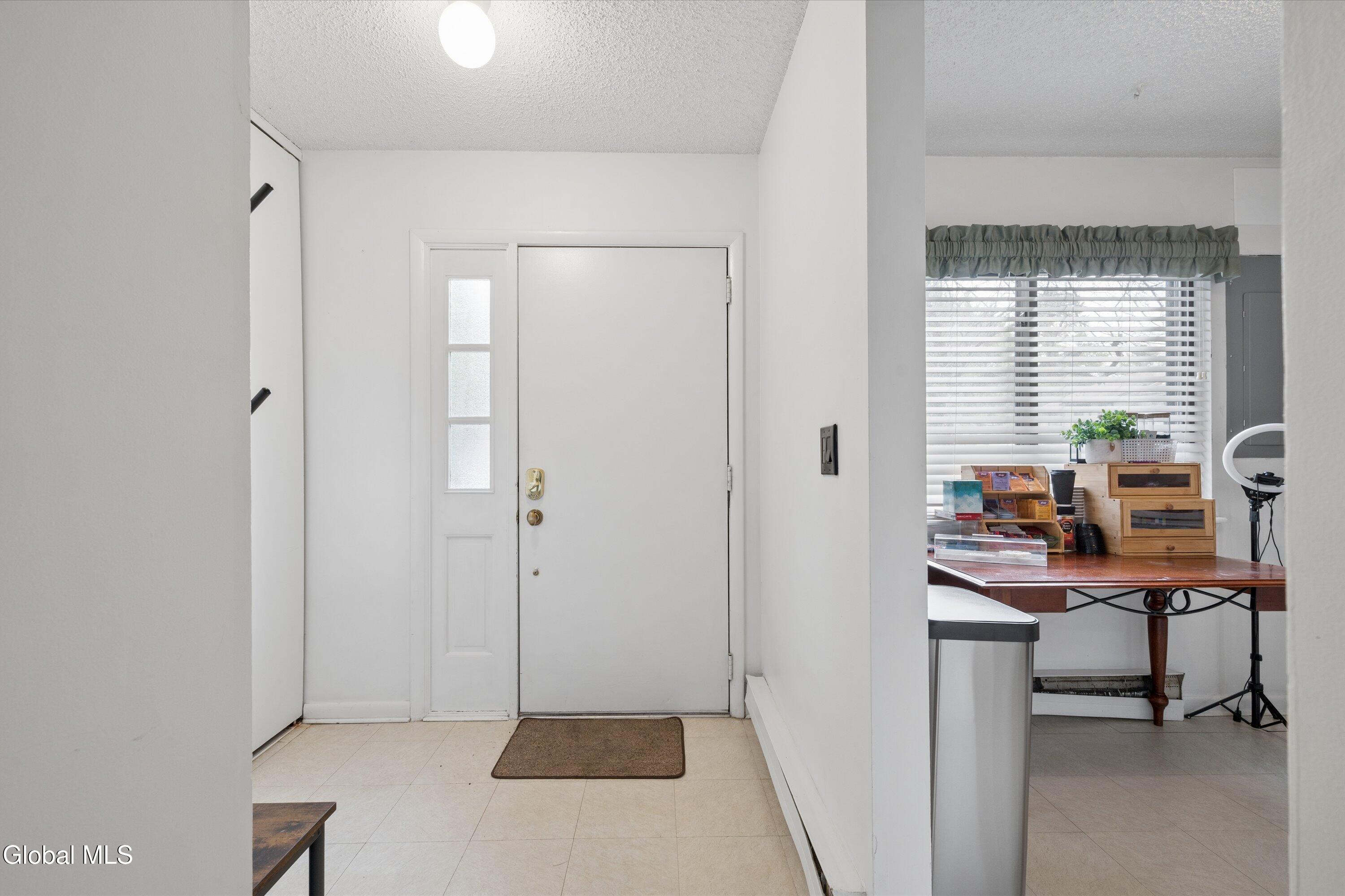 82 Crestwood Terrace Albany NY 12203