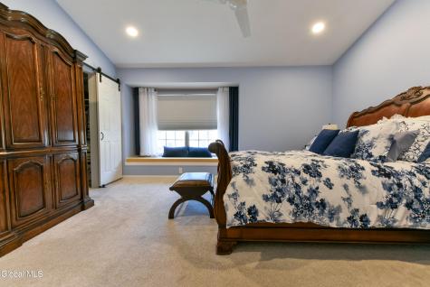31 Old Mill Lane Queensbury NY 12804
