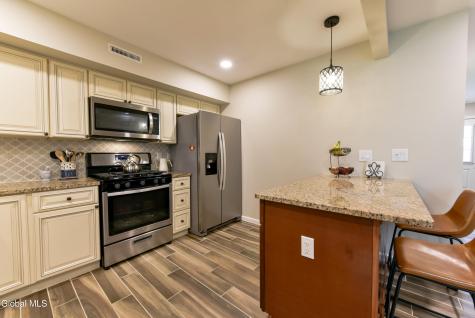 31 Old Mill Lane Queensbury NY 12804